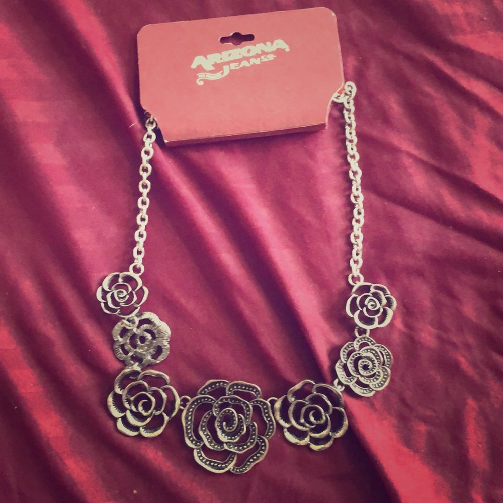 Brand new Arizona necklace